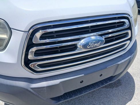 Used 2017 Ford Transit 250 130 Low Roof w/ Exterior Upgrade Package RWD image 20