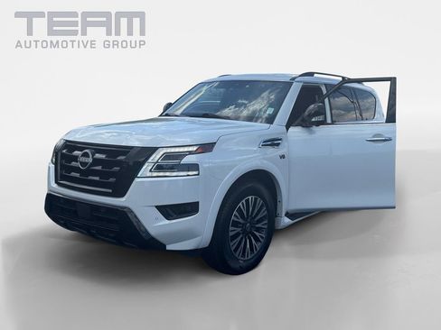 Used 2022 Nissan Armada SL w/ Midnight Edition Package RWD image 3