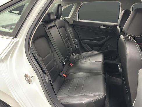 Used 2023 Volkswagen Jetta SEL FWD image 25