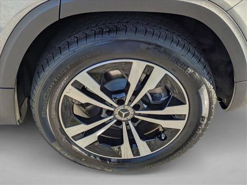 Certified 2025 Mercedes-Benz GLB 250 4MATIC image 26