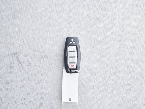 Used 2024 Mitsubishi Outlander Ralliart image 53