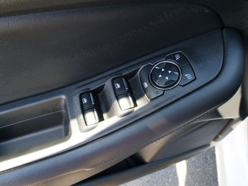 Used 2023 Ford Edge SE w/ Black Appearance Package image 18