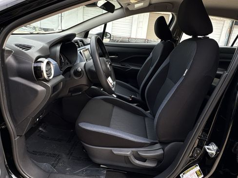 Used 2025 Nissan Versa SV FWD image 13