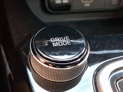 Used 2024 Kia Seltos SX image 25