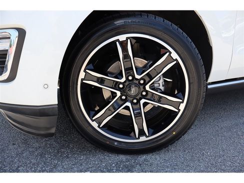 Used 2021 Ford Expedition Limited AWD/4WD image 14
