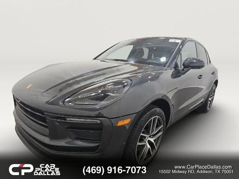 Used 2022 Porsche Macan w/ Premium Package Plus AWD/4WD image 2