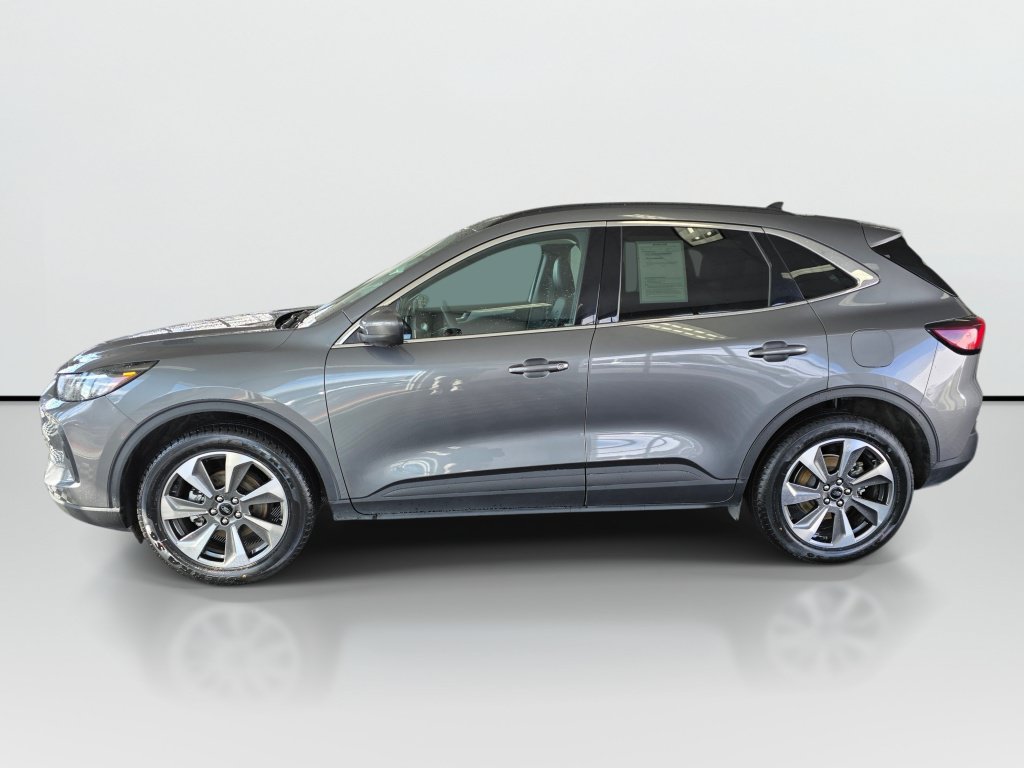 Used 2024 Ford Escape Platinum AWD/4WD image 6