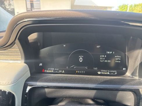 Used 2022 Lincoln Nautilus Black Label image 7