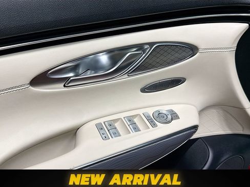 Used 2023 Genesis GV70 2.5T Advanced w/ Advanced Package image 18