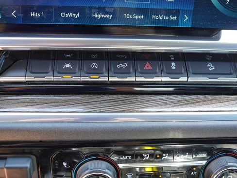 Certified 2024 Chevrolet Silverado 1500 LT Trail Boss AWD/4WD image 26