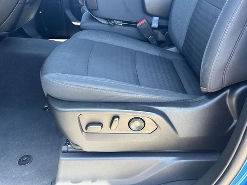 Used 2022 Chevrolet Silverado 1500 Custom RWD image 16