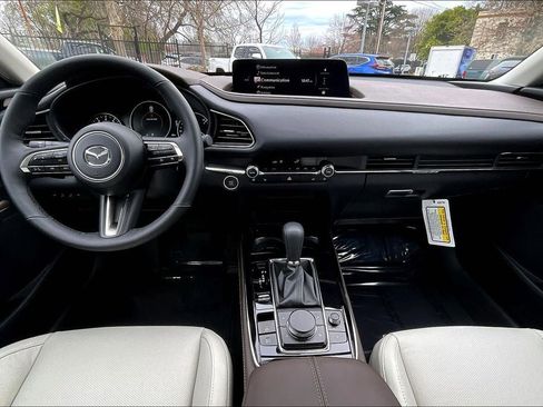 Used 2025 MAZDA CX-30 2.5 Turbo w/ Premium Plus Pkg image 15