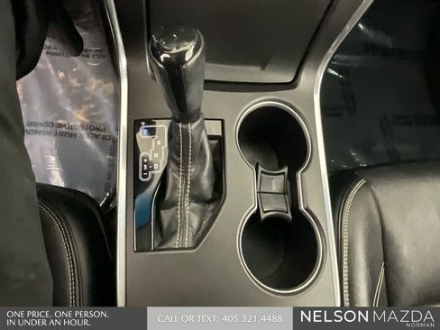 Used 2015 Toyota Camry XLE image 37