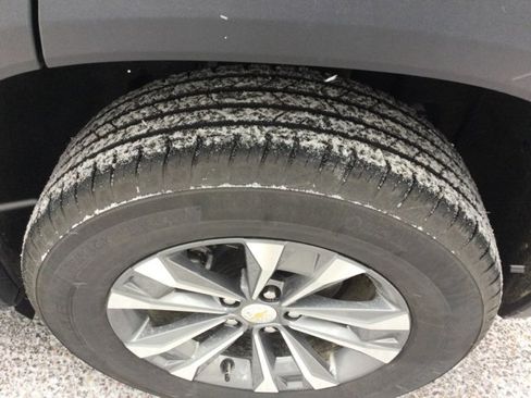 Used 2025 Chevrolet Equinox LT image 31