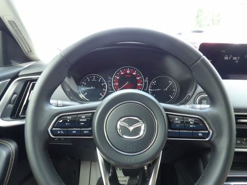 Used 2026 MAZDA CX-90 3.3 Turbo w/ Preferred Package AWD/4WD image 16