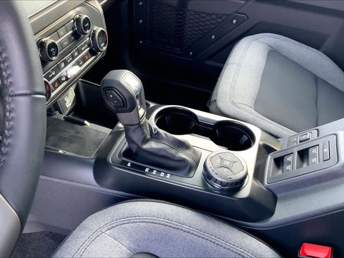 New 2025 Ford Bronco Big Bend image 7