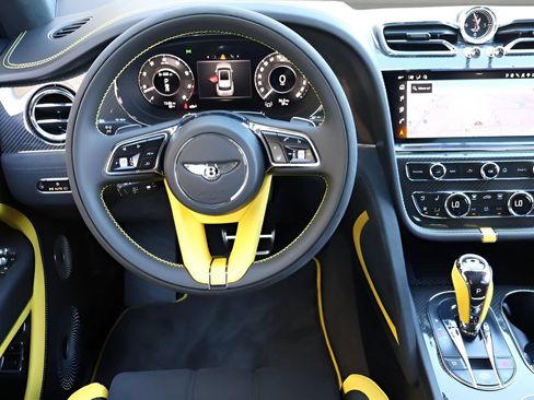 New 2026 Bentley Bentayga Speed AWD/4WD image 16