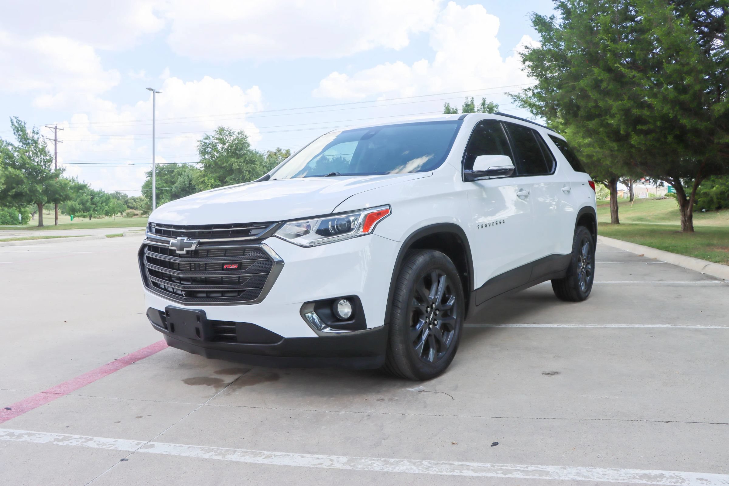 Used 2020 Chevrolet Traverse RS w/ LPO, Floor Liner Package FWD image 3