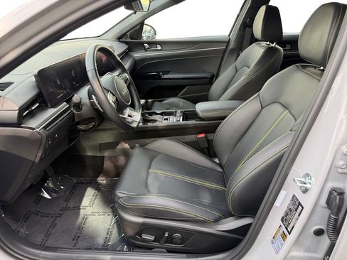 Used 2025 Kia K5 GT FWD image 16