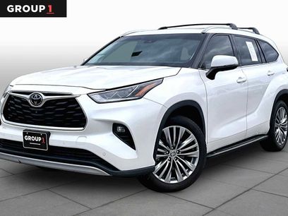 Used 2021 Toyota Highlander Platinum