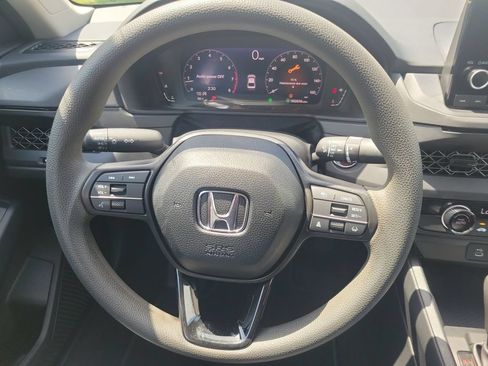 Used 2025 Honda Accord LX image 19