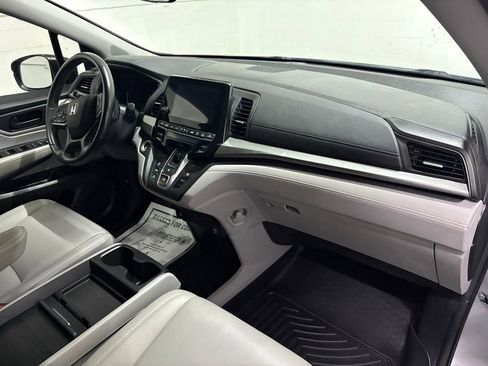 Used 2021 Honda Odyssey EX-L image 16
