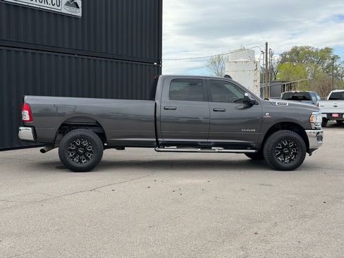 Used 2022 RAM 2500 Big Horn AWD/4WD image 6