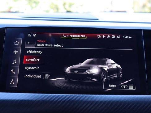 Used 2022 Audi e-tron GT Prestige w/ Prestige Package image 34