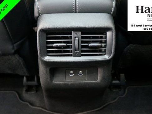 Certified 2025 Nissan Murano SL image 39