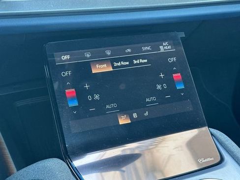 New 2026 Cadillac Vistiq Premium Luxury w/ LPO, Floor Liner Package image 20