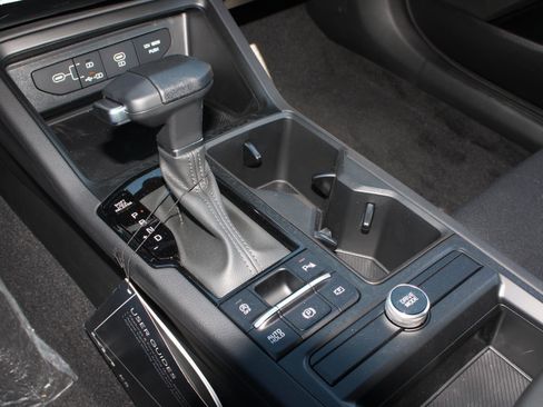 New 2025 Kia K5 LXS image 13