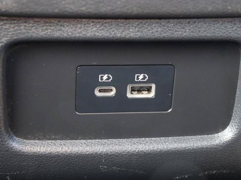 Used 2025 Nissan Pathfinder SV AWD/4WD image 24
