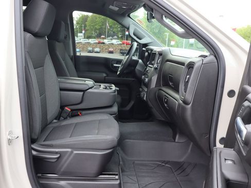Used 2026 Chevrolet Silverado 2500 Custom w/ Custom Value Package AWD/4WD image 16