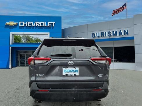 Used 2024 Toyota RAV4 XLE Premium image 4