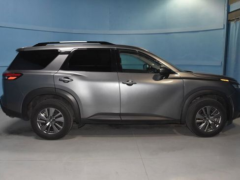 Certified 2025 Nissan Pathfinder SV AWD/4WD image 21
