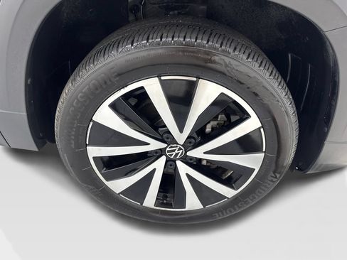 Used 2023 Volkswagen Taos SE AWD/4WD image 81
