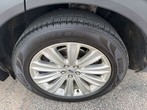 Used 2020 Ford Explorer Limited RWD image 15
