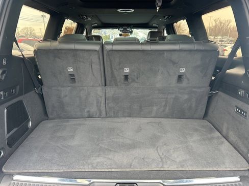 Used 2024 Jeep Grand Wagoneer Series III image 19