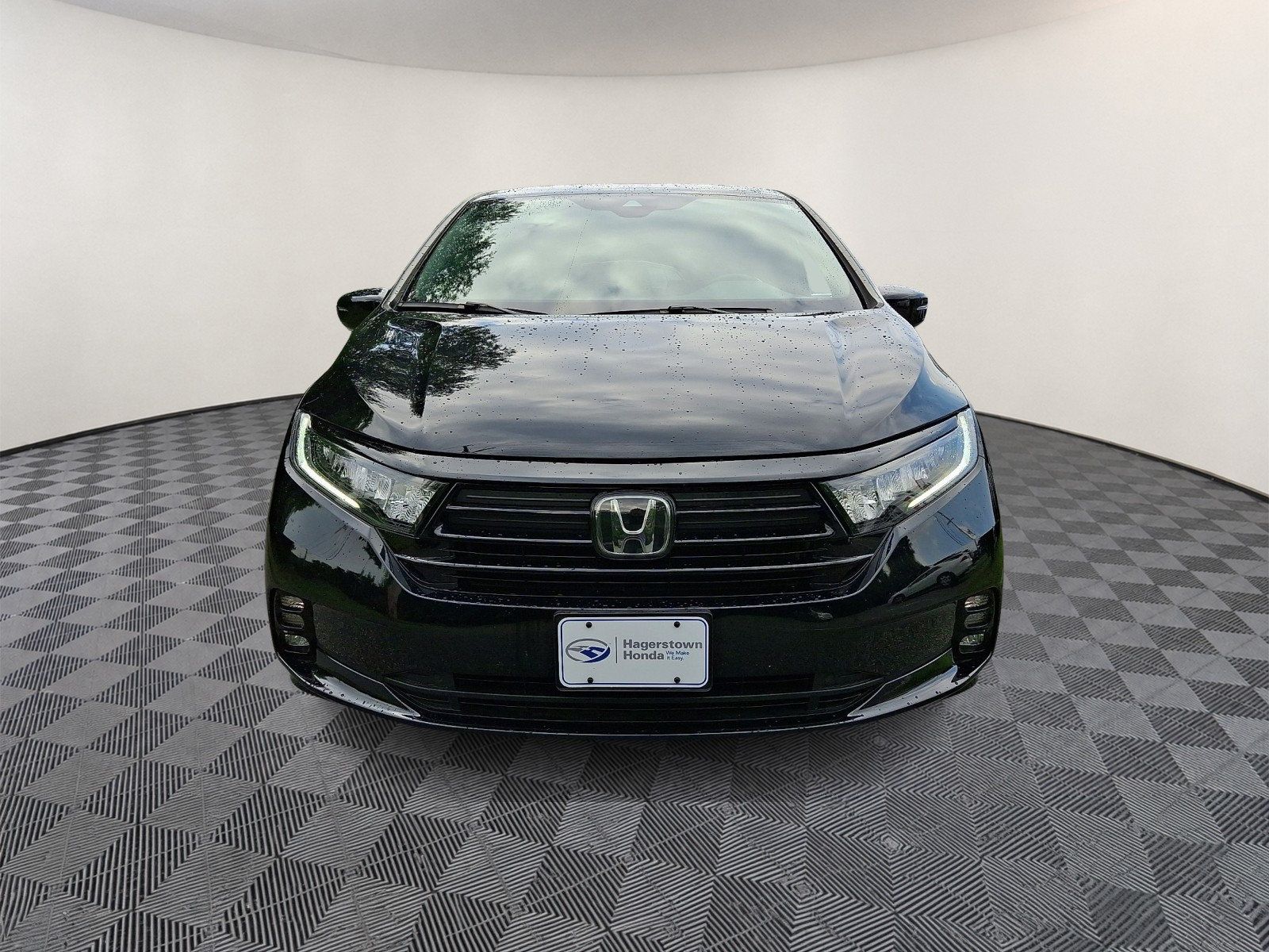 Used 2024 Honda Odyssey Sport image 2