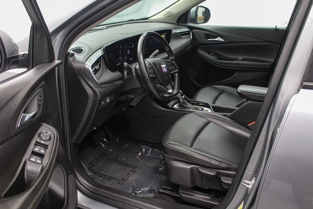 Certified 2024 Buick Encore GX Sport Touring FWD image 11