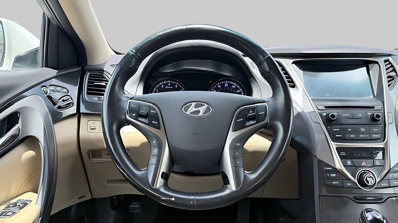 Used 2014 Hyundai Azera Limited FWD image 15