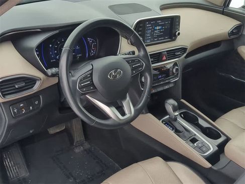 Used 2019 Hyundai Santa Fe Limited image 2
