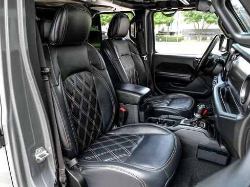 Used 2020 Jeep Wrangler Unlimited Sport S AWD/4WD image 36
