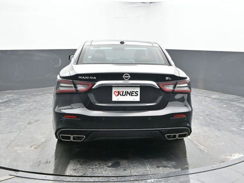 Used 2023 Nissan Maxima SL image 11