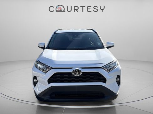 Used 2021 Toyota RAV4 XLE image 10