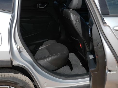 Used 2024 Jeep Compass Trailhawk image 20