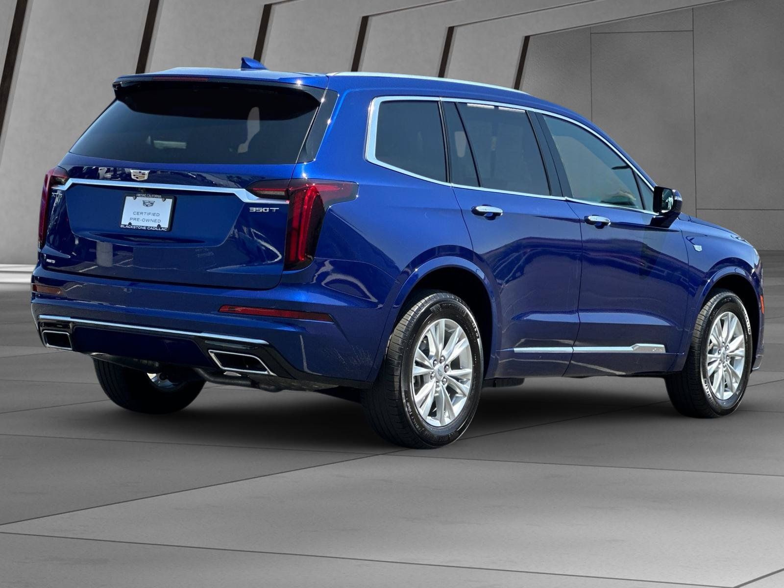 Certified 2023 Cadillac XT6 Luxury AWD/4WD image 4