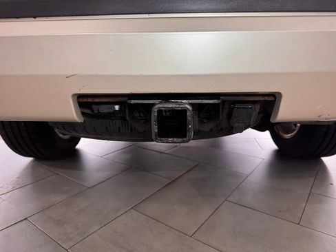 Used 2010 Ford Expedition Eddie Bauer image 36