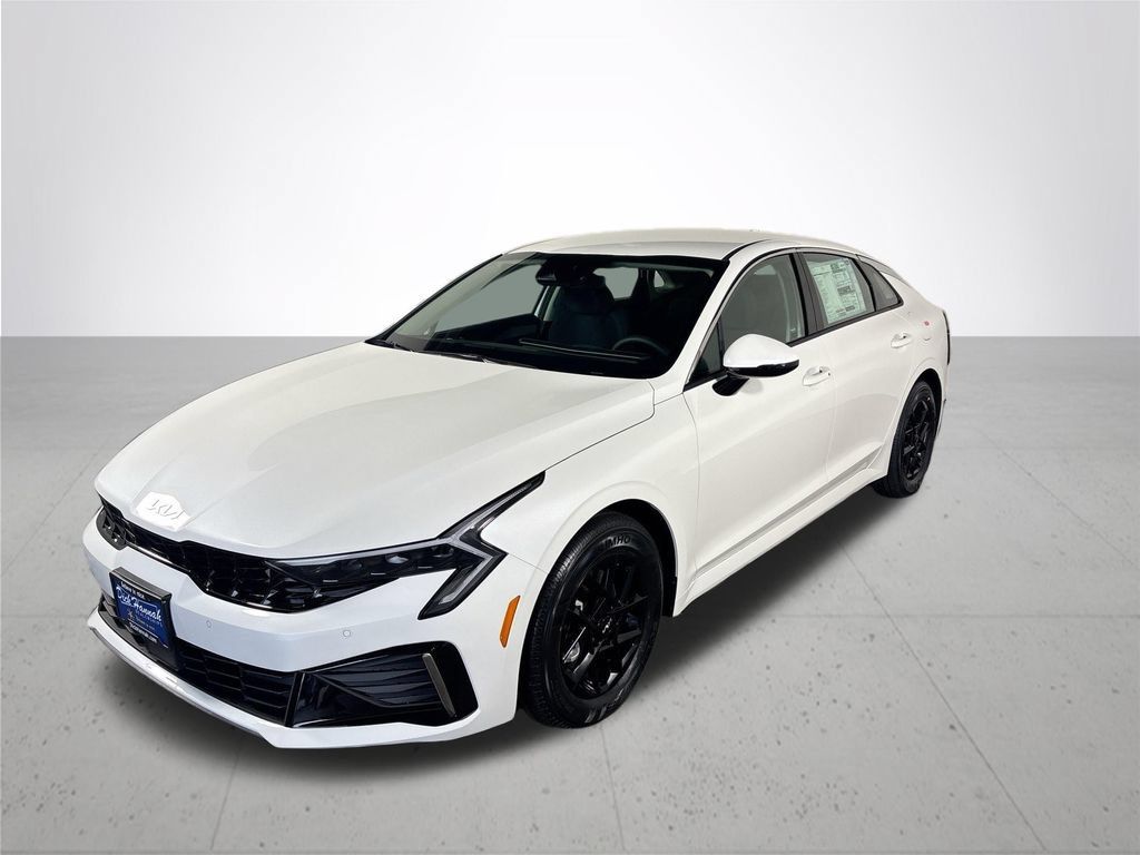 New 2026 Kia K5 LXS FWD image 2