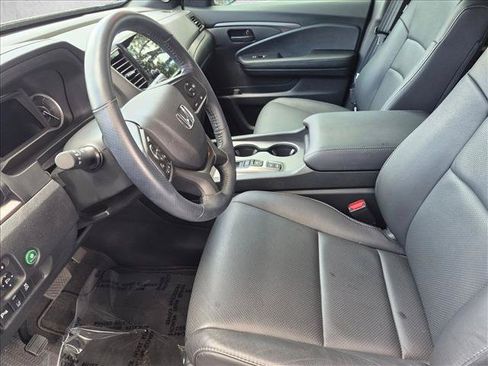 Used 2024 Honda Passport EX-L image 15